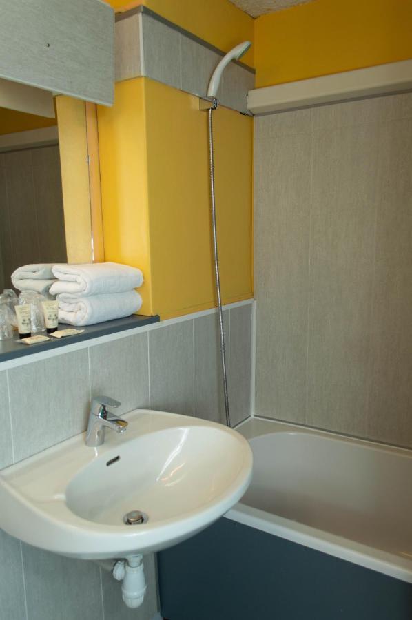 Hotel Les Tourrades Cannes Exterior foto